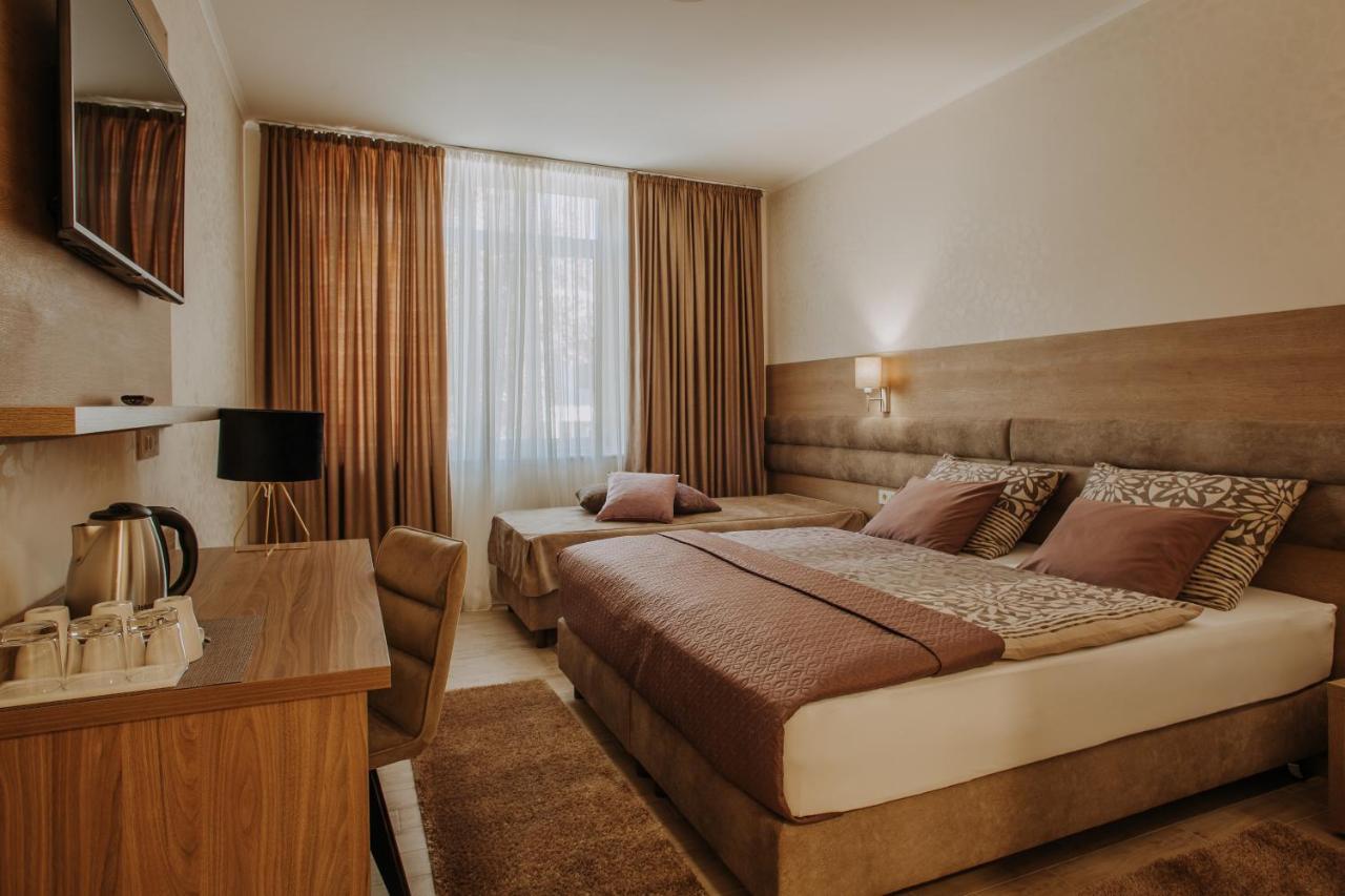 Villa Martini - Apartments & Rooms Vukovar Exterior photo